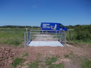 Montage von Weiderosten oder Cattle Grid