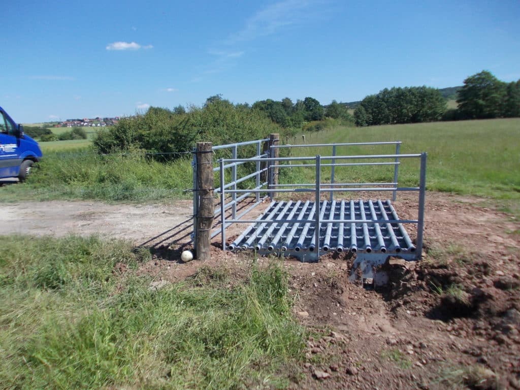 Weideroste Cattle Grid Viehroste (7) Viehgitter Montage von Weiderosten Cattle Grid