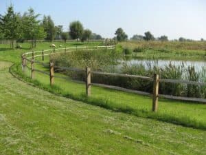 Post & Rail Teichschutzzaun
