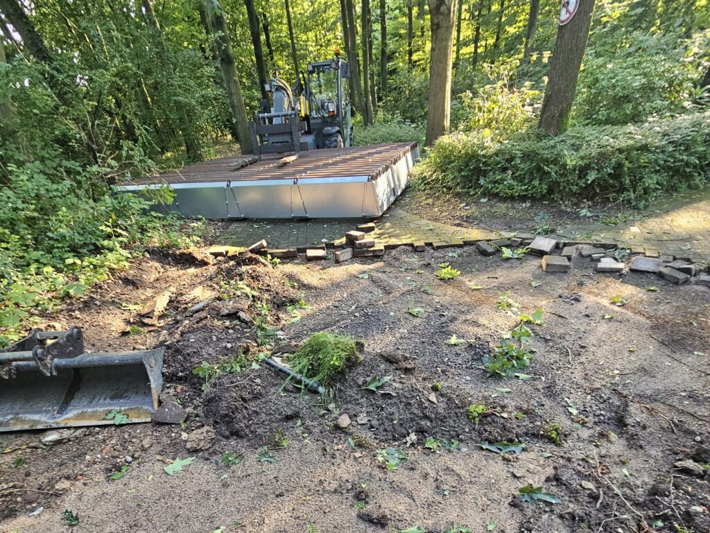 Einbau einer Weideroste auf einem Klink Gelände