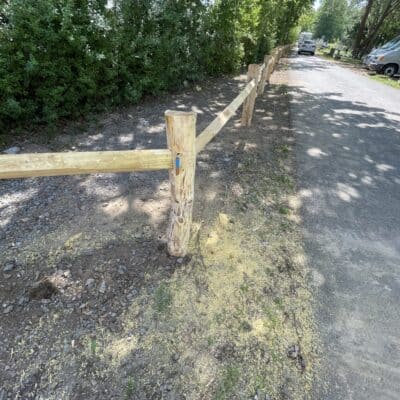 Parkplatzzaun Post & Rail Robinie
